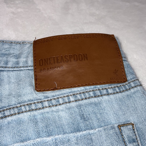 One Teaspoons Brandos size 24  light wash - Picture 3 of 6